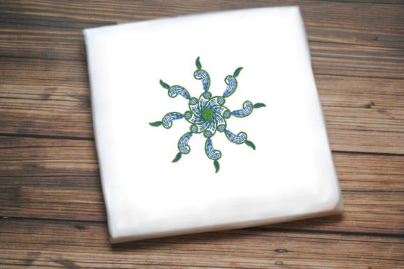 Review: Beautiful Green Blue Flower Design