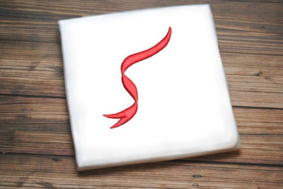 Thin Red Leaf: A Designer’s Review for Boutique Apparel